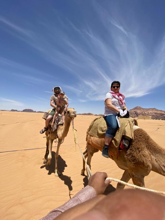 Wadi Rum Hugo Camp Exterior photo